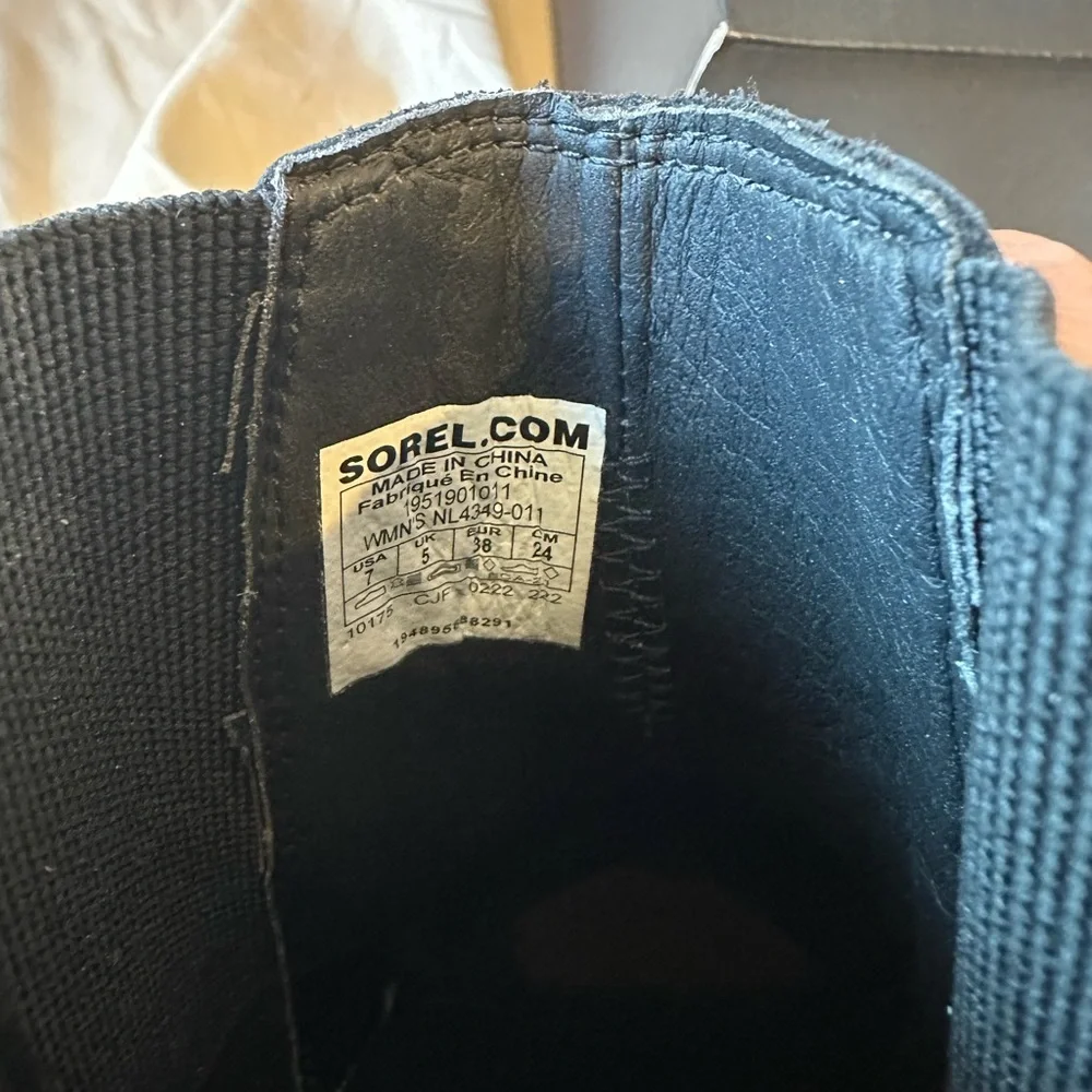 Sorel brex heel chelsea boots